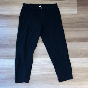 Old Navy Linen pants with zipper and button!